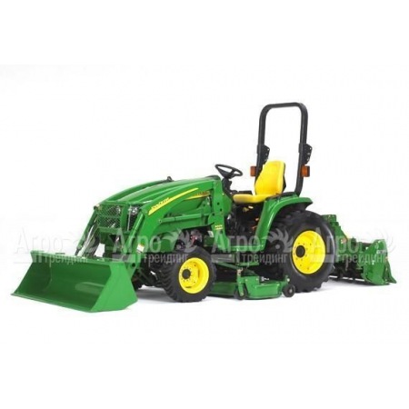 Cадовый минитрактор John Deere 3320 в Новороссийске